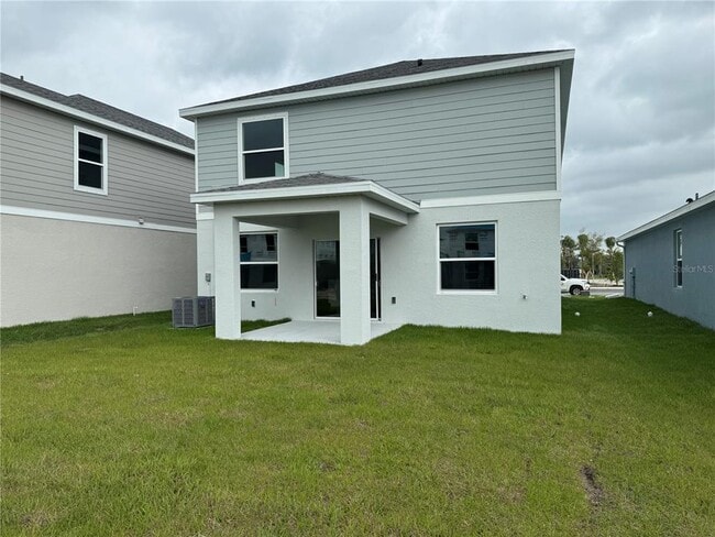 Building Photo - 13133 Oak Hill Way