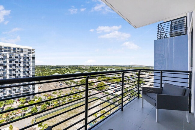 Foto del edificio - 5350 NW 84th Ave