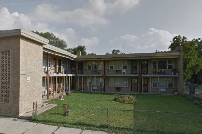 Foto principal - 2541 E 83rd St