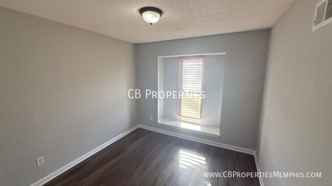 Foto del edificio - 6496 Frosty Leaf Dr