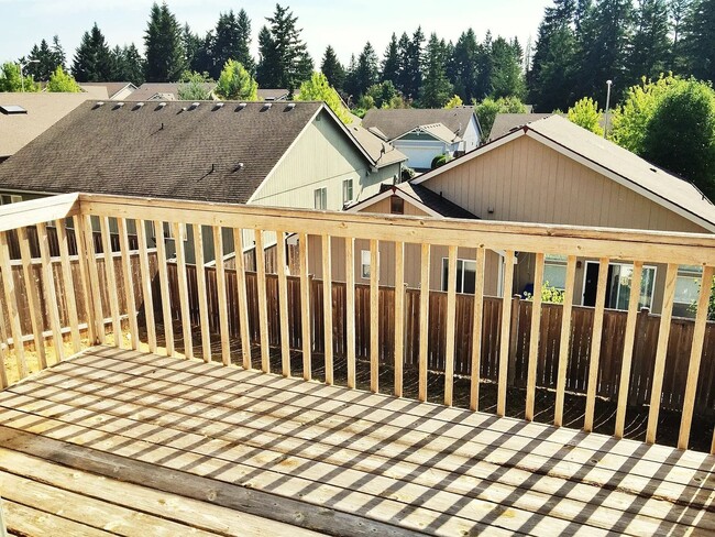 Foto del edificio - Spacious home in Lacey. Apply today to cal...