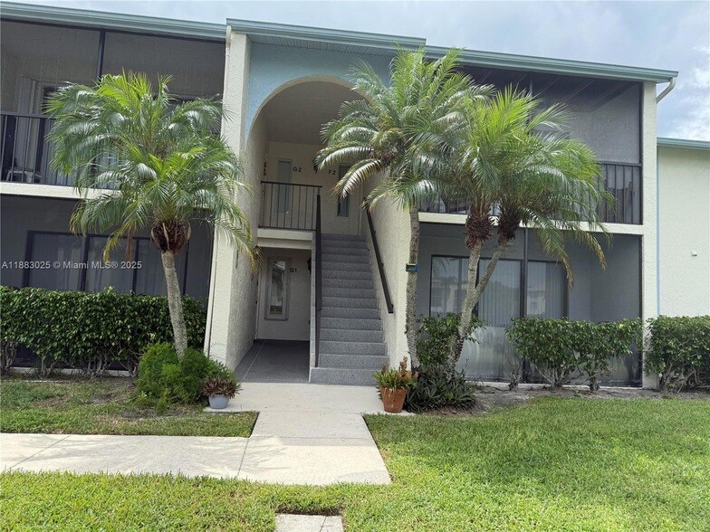 Primary Photo - 1101 Green Pine Blvd