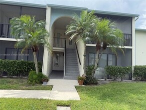 Building Photo - 1101 Green Pine Blvd
