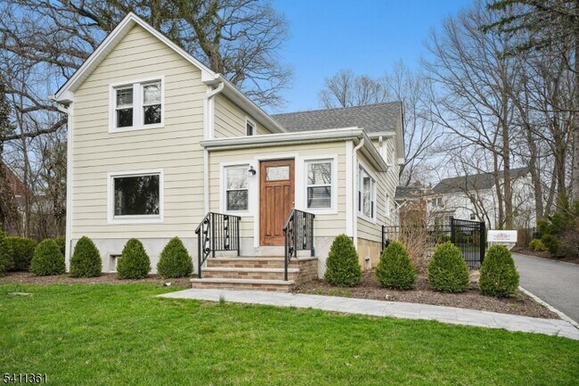 Foto del edificio - 64 Shunpike Rd