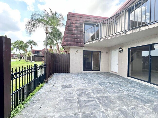 Building Photo - 8365 Boca Rio Dr