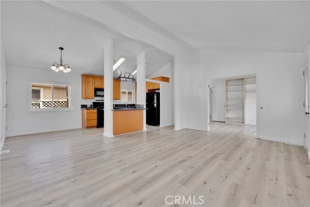 Building Photo - 14955 Avenida Venusto