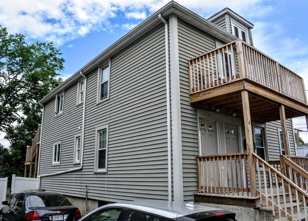 2 Victoria Terrace Unit 1, Dedham, MA 02026 Room for Rent in Dedham