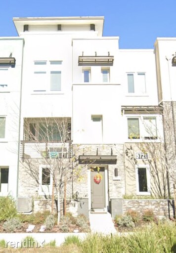 Foto del edificio - 3 br, 3 bath Townhome - 5721 Dublin Boulevard