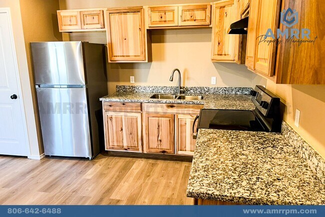 Foto del edificio - 2928 E Cornell St