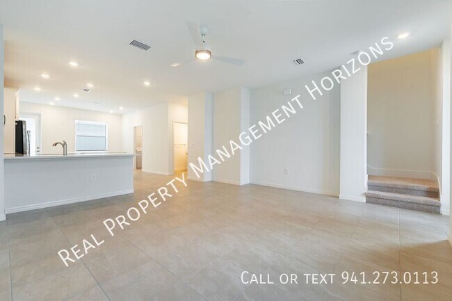Foto del edificio - 7492 Cabin Ln