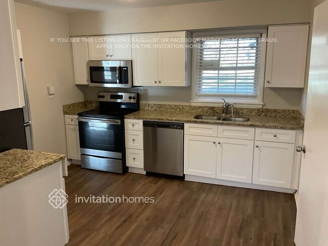 Building Photo - 3647 Brookcrest Cir