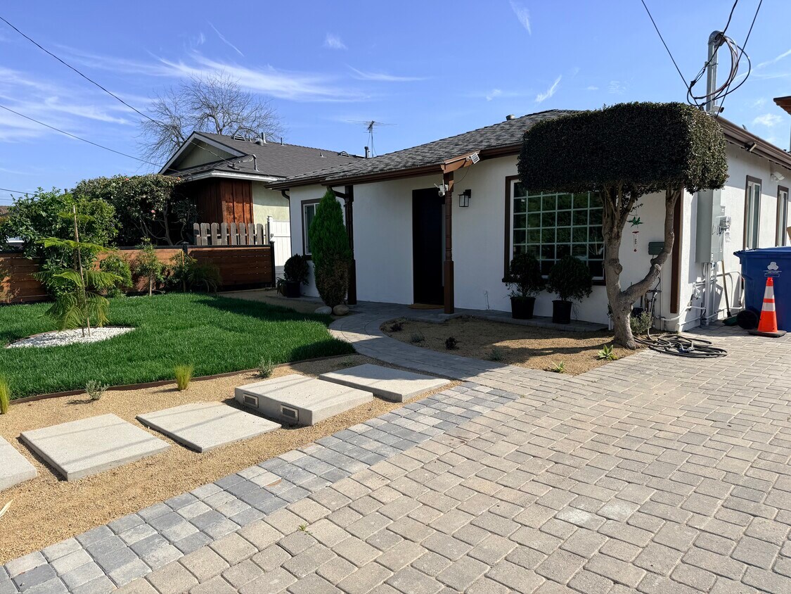 Front Entrance - 1346 W 222nd St (Torrance, CA)