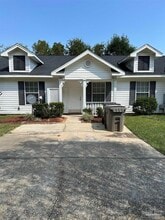 Building Photo - 5602 W Shore Dr