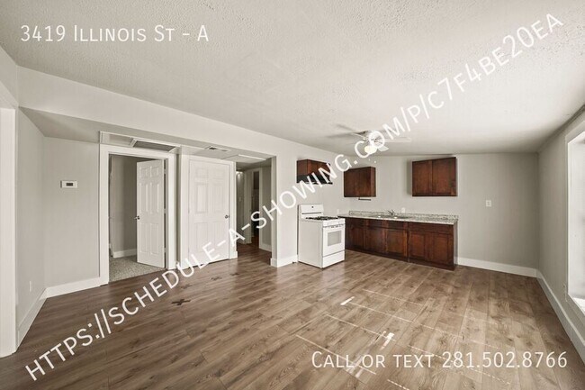 Foto del edificio - 3419 Illinois St