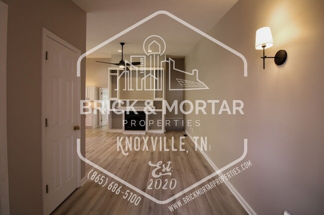 Building Photo - 8635 Constance Way