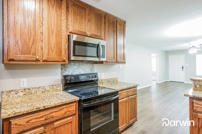 Building Photo - 5508 Blackmore, Fort Worth, TX 76107