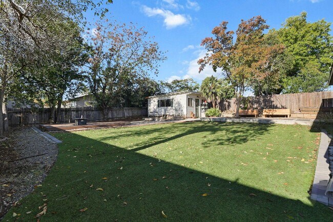 Foto del edificio - Large Family Home