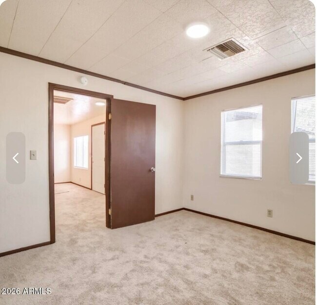 Foto del edificio - 1005 N Center Ave