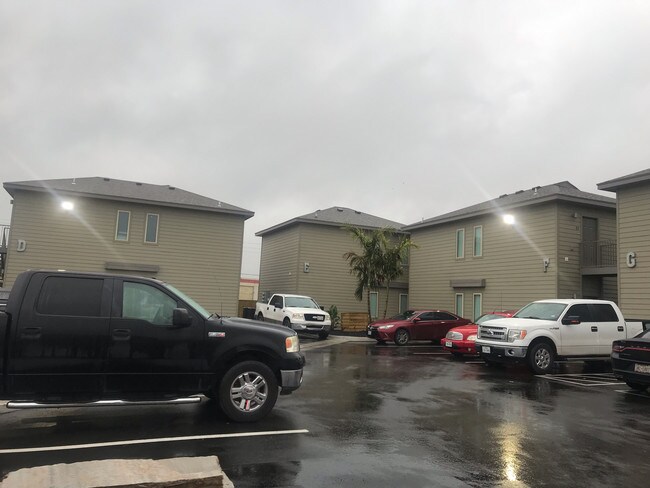 Building Photo - 705 Murphy Ave