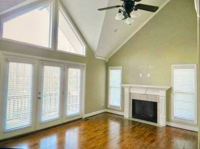 Foto del edificio - 6760 Standifer Gap Rd