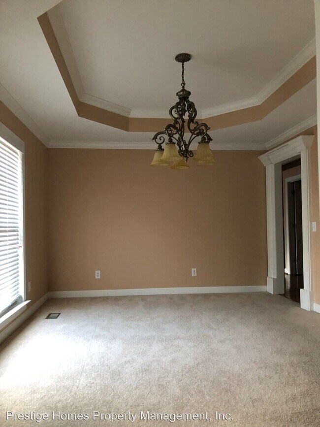 Building Photo - 5 br, 3.5 bath House - 205 Lake Oliver Drive