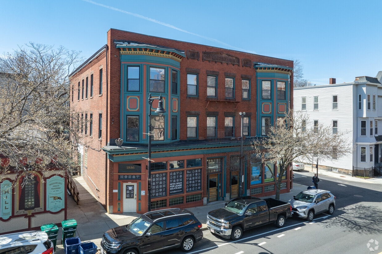 Primary Photo - 1536 Tremont St