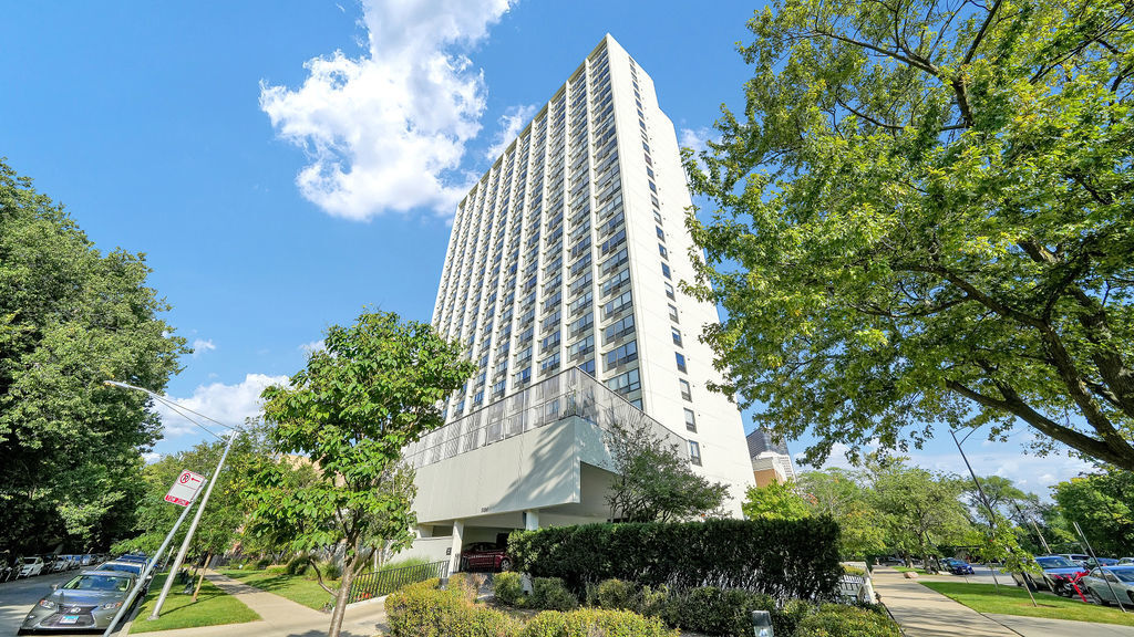 Primary Photo - 5100 N Marine Dr