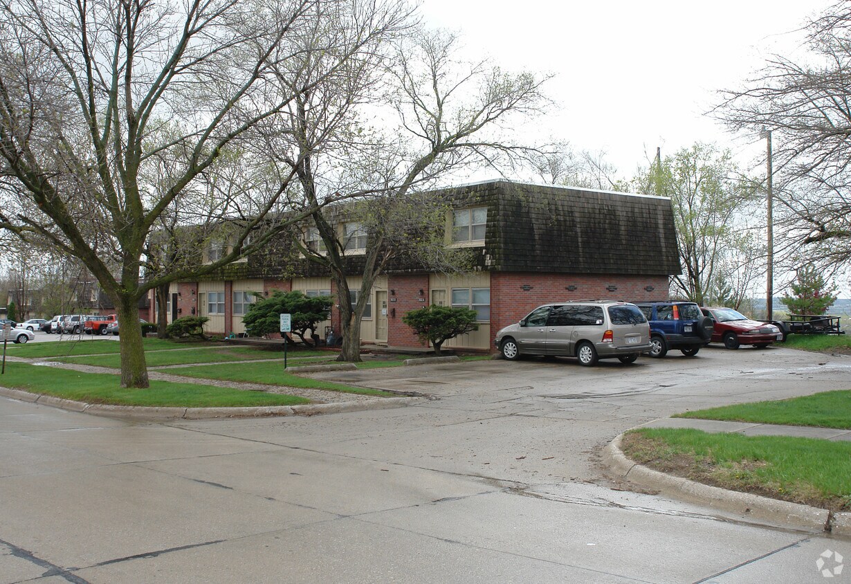 Sunset Hills Townhomes Townhomes for Rent Bellevue, NE