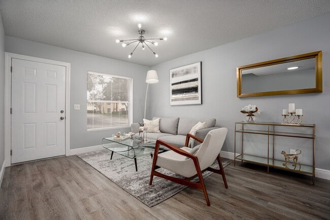 Building Photo - The Landings