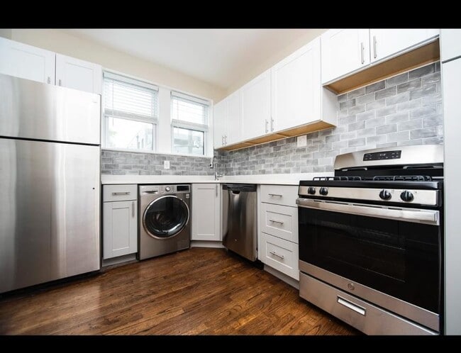 2 bedroom in Chicago IL 60613 - 2 bedroom in Chicago IL 60613 Apartment