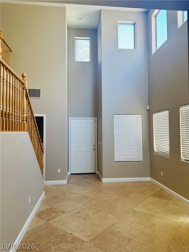 Foto del edificio - 5071 Penryn Ct