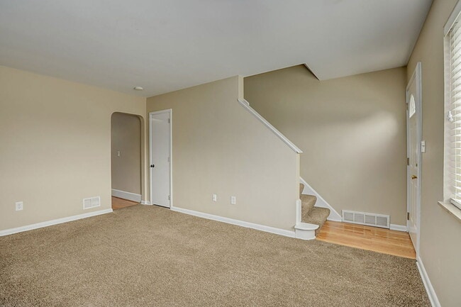 Building Photo - 135 Commonwealth Ave