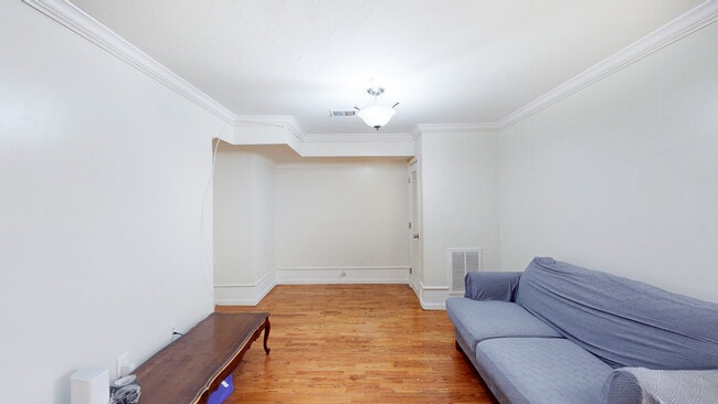 Foto del edificio - 712 Shawmut Ave