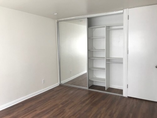Foto del edificio - 1627 N Poinsettia Pl
