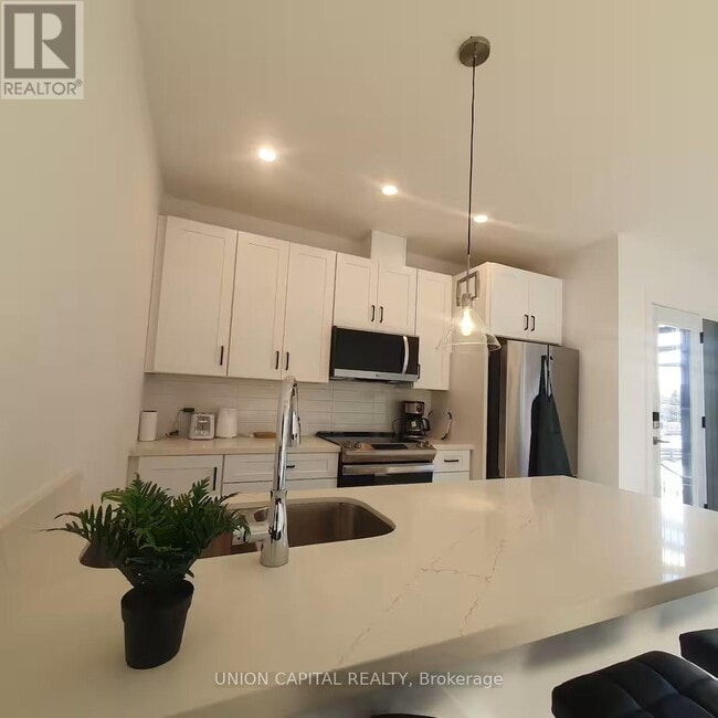 Building Photo - 45-45 Norwood Terrace