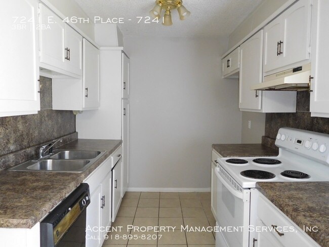 Foto del edificio - 3 bedroom, 2 bath Duplex