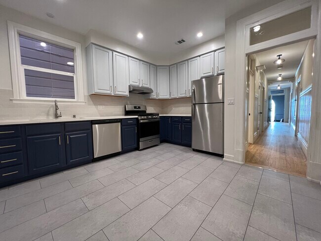 Foto del edificio - 1033 Washington St