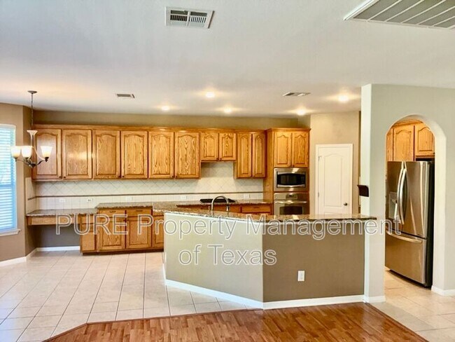 Foto del edificio - 2518 Vestavia Ridge Ln