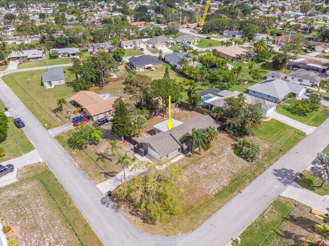 Foto del edificio - 602 SE Ridgely Ave