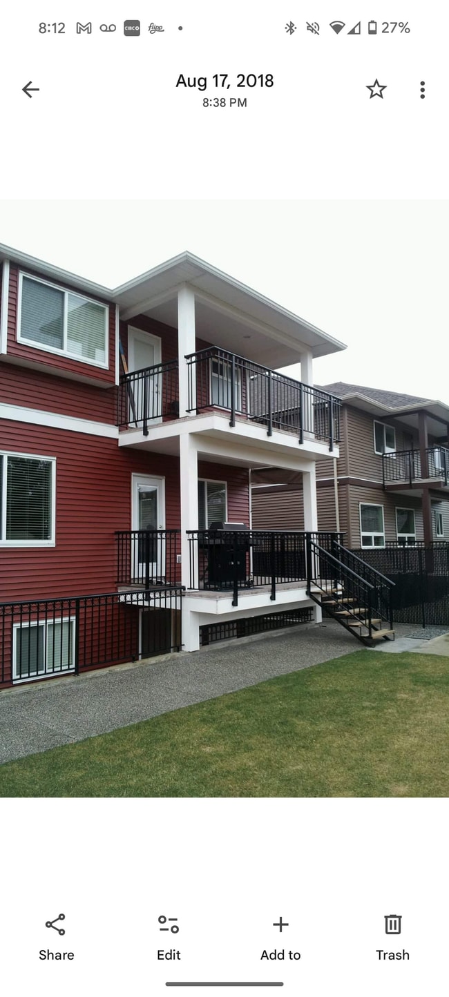 Building Photo - 8440 Charman St