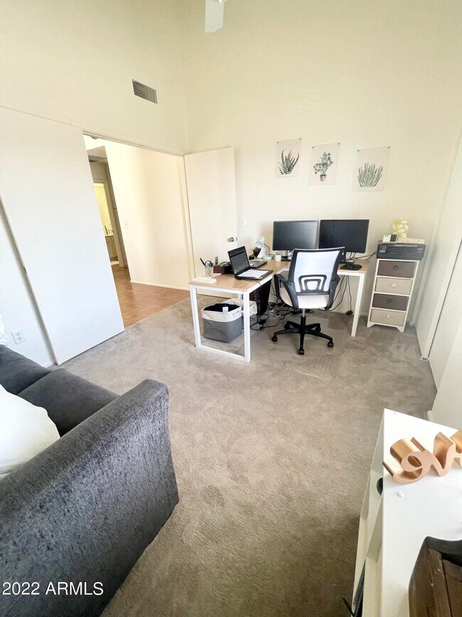 Foto del edificio - 9209 N 59th Ave