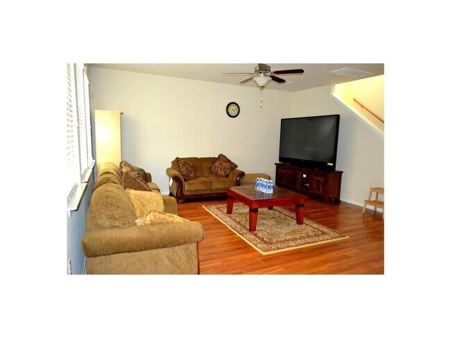 Foto del edificio - House For Lease In Austin