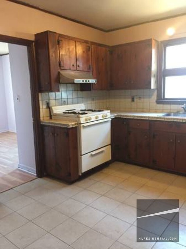 Foto del edificio - 2323 121st St
