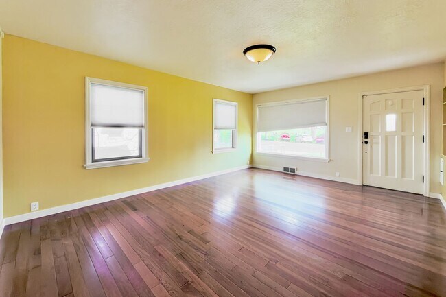 Foto del edificio - Monroe Park