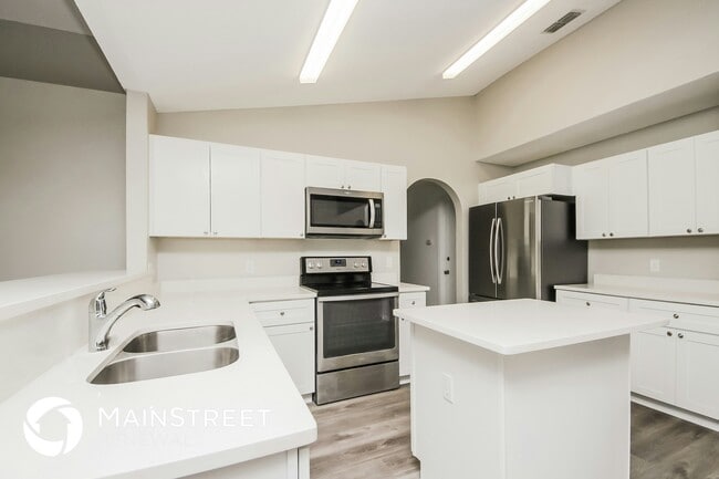 Foto del edificio - 662 Brockton Dr