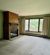 Building Photo - 606 Vilas St