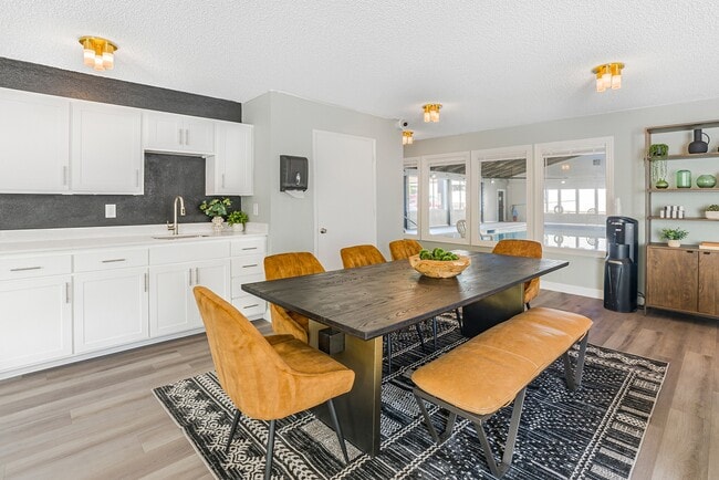 Building Photo - Concord Crossing