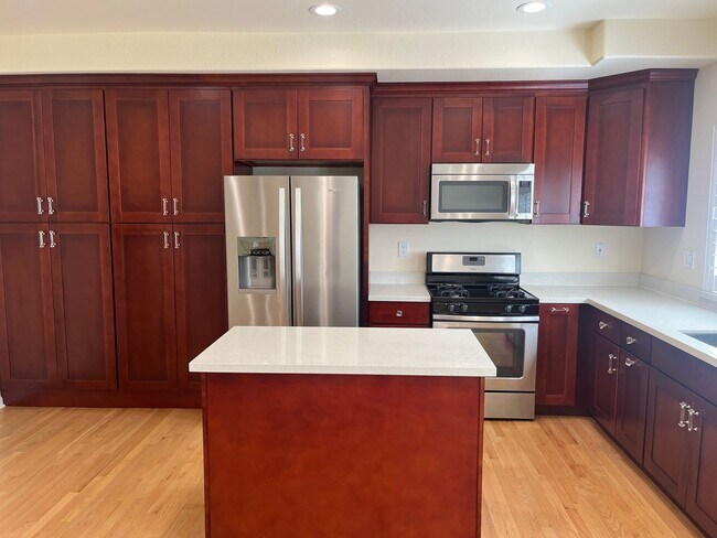 Foto del edificio - 7011 Silver Brook Ct