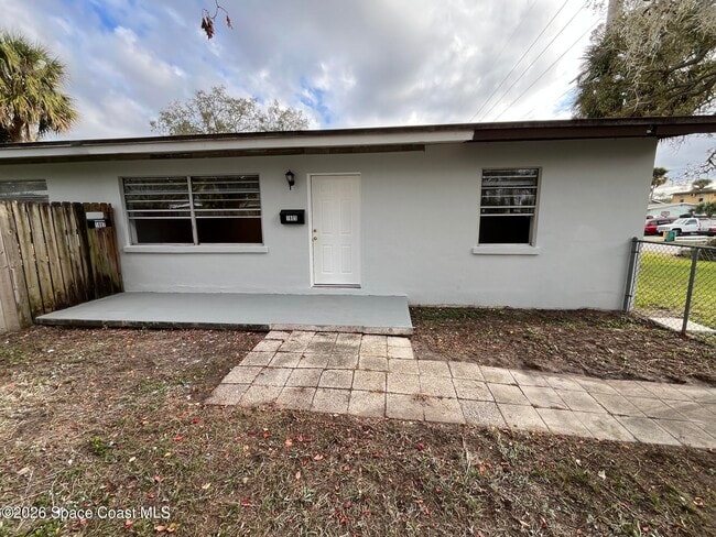 Building Photo - 1805 Guava Ave