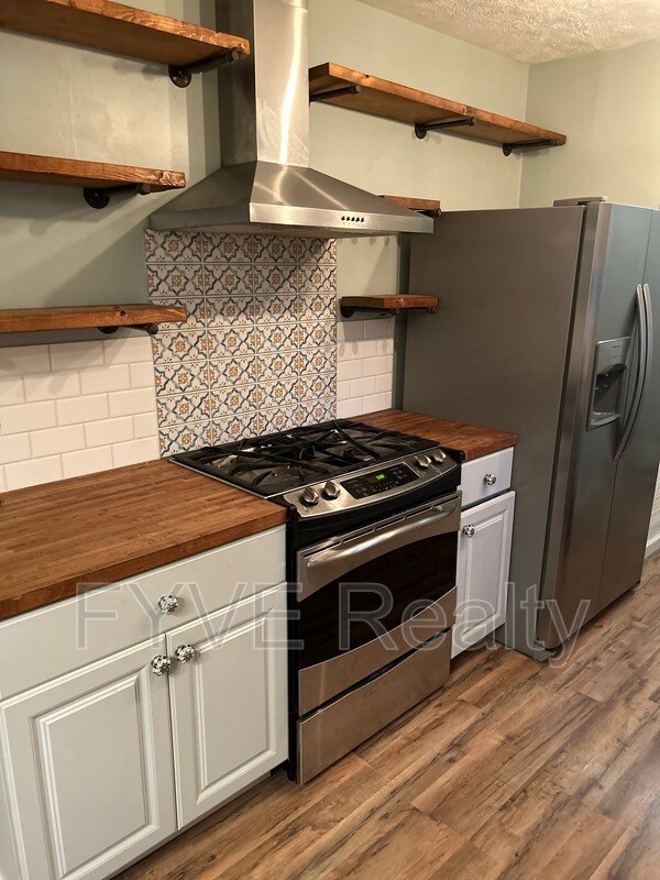Foto del edificio - 33469 Willowick Dr